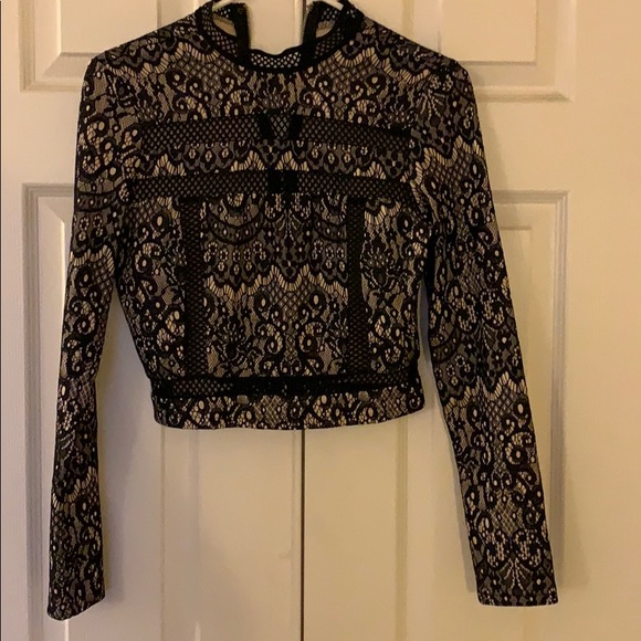 Black mesh and lace dressy jacket - Picture 3 of 8